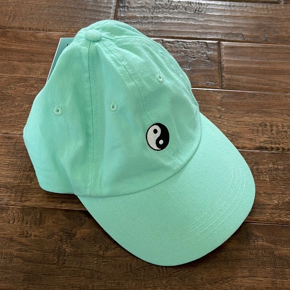 BP Hat - Picture 3 of 3